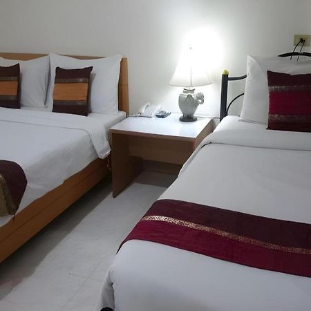 Central Place Hotel Rayong Exterior foto