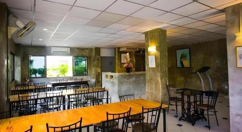 Central Place Hotel Rayong Exterior foto